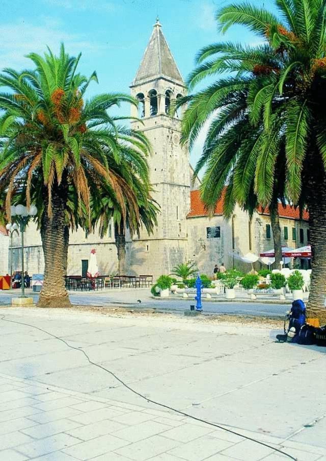 Apartments Villa Bayview Trogir Exterior foto